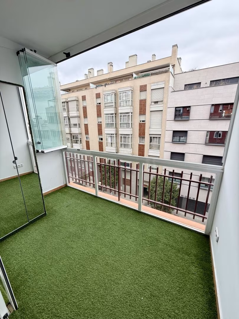 Piso en  Calle de Nieremberg 17 - Foto 3