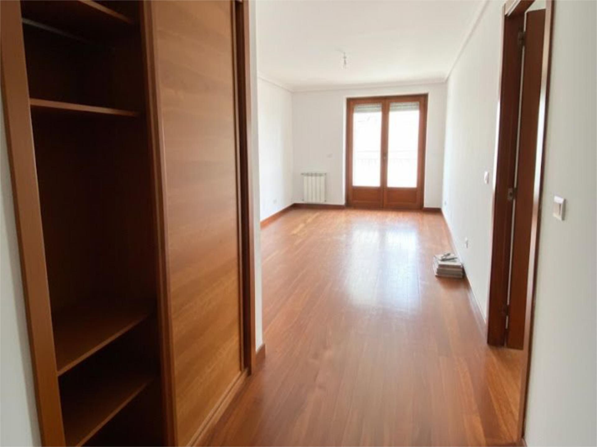 Piso en  Calle Francisco Tomás y Valiente 1 - Foto 1