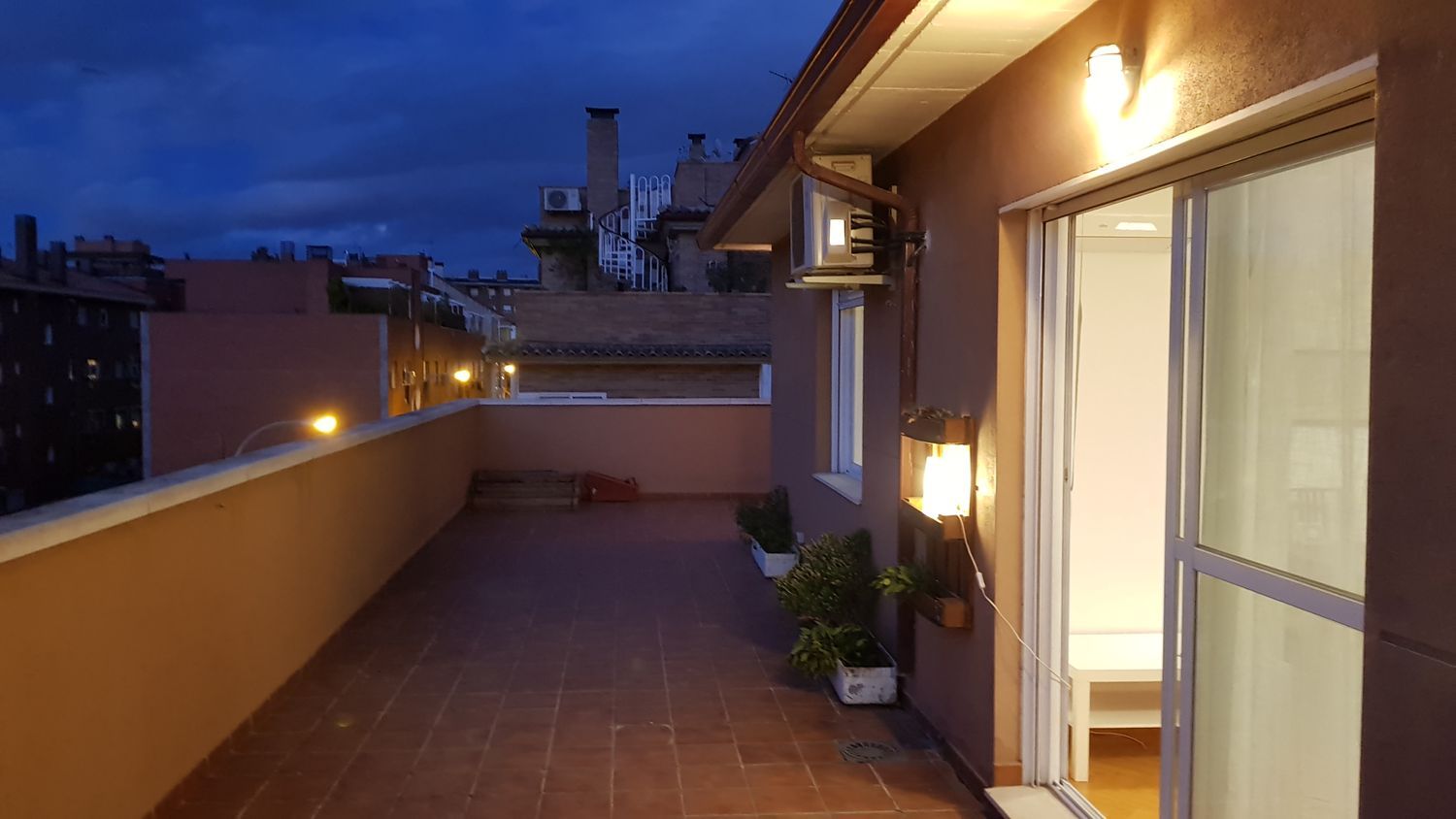 Dúplex en calle Sierra del Brezo, 33