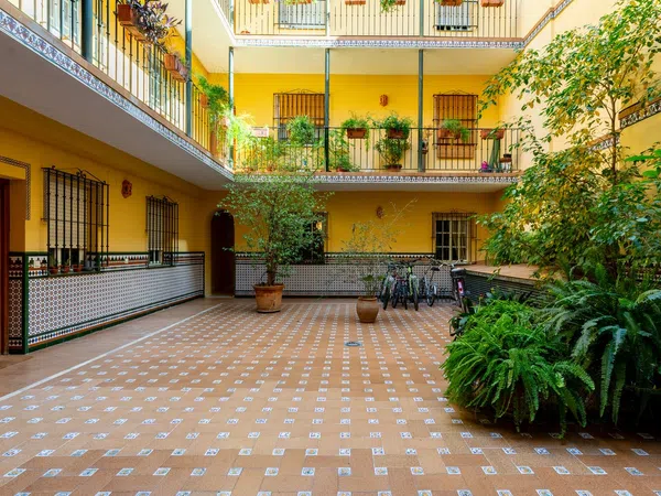 Piso en Barrio Calle Betis - Pagés del Corro - Foto 1