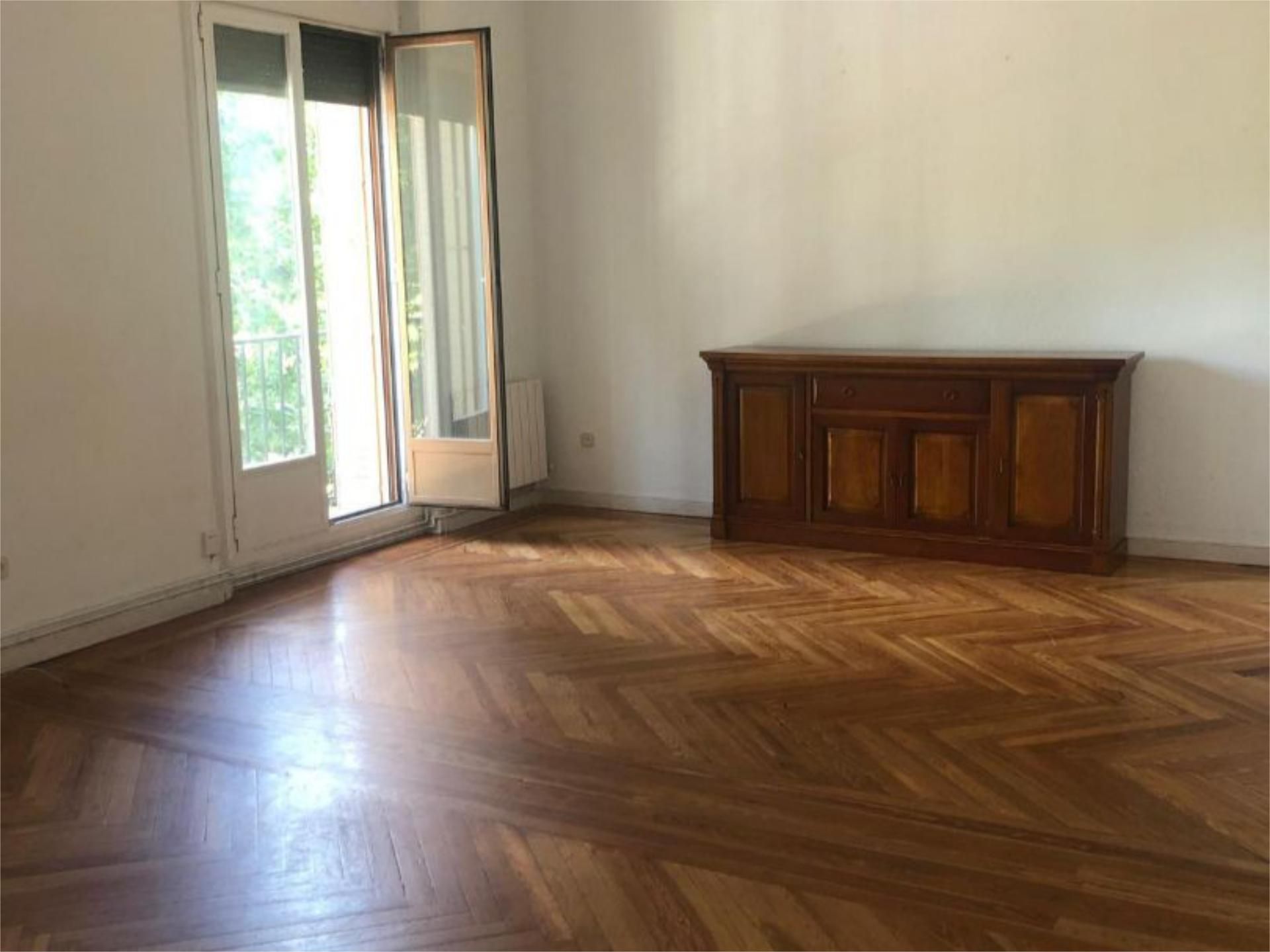 Piso en  Avenida de Menéndez Pelayo 19 - Foto 4