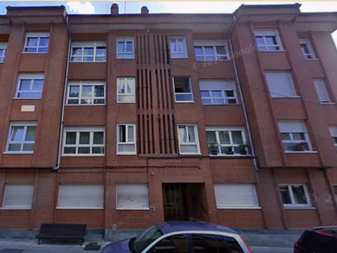 Piso en calle Paulino Garcia, 66