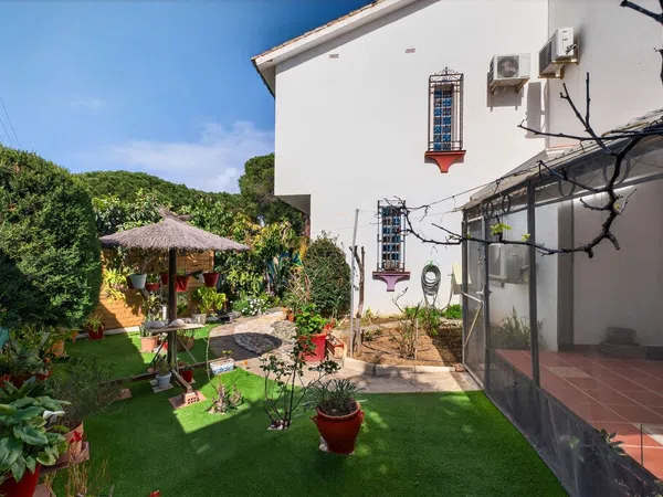 Chalet adosado en calle Almería, 63 - Foto 8