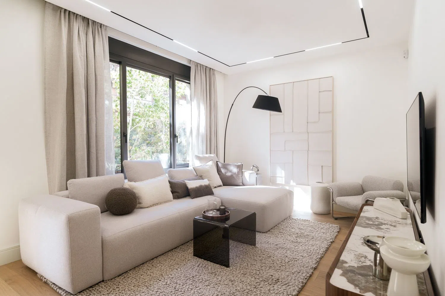 Piso en calle de Roger de Llúria, 124 - Foto 2