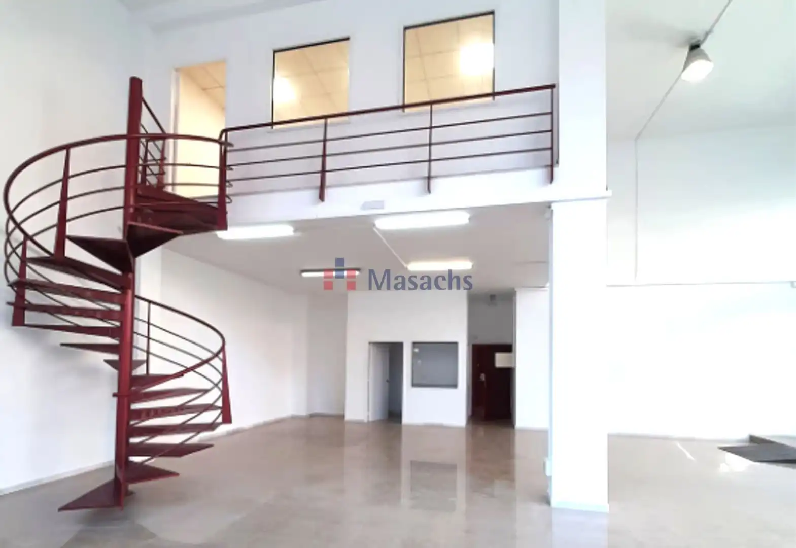 Local comercial en Cornellà de Llobregat - Foto 3
