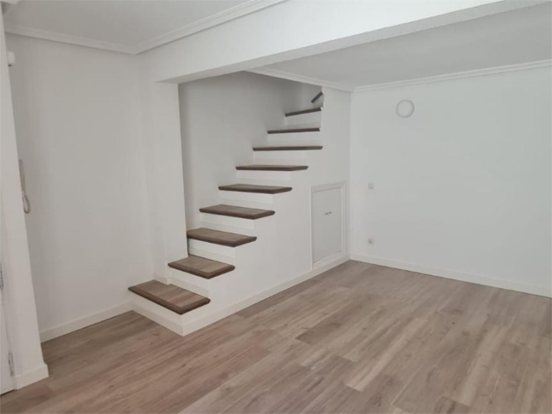 Dúplex en  Calle del Puerto Canfranc 1