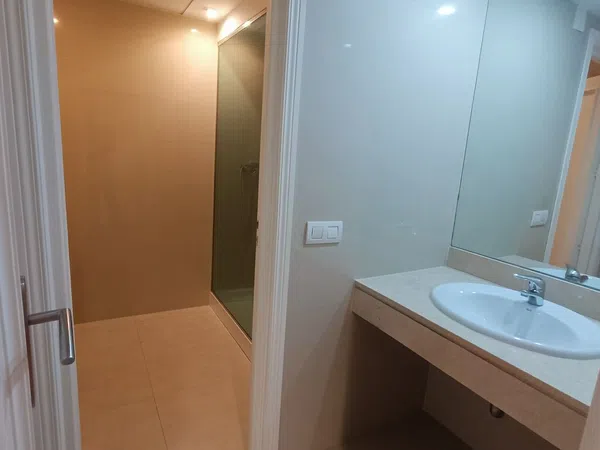 Piso en calle de Emilio Vargas, 20 - Foto 2