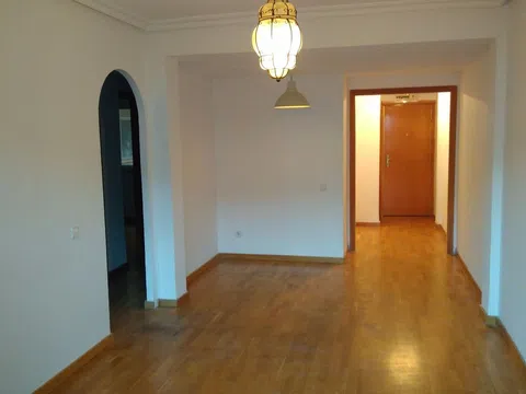 Piso en calle Antonio López, 47