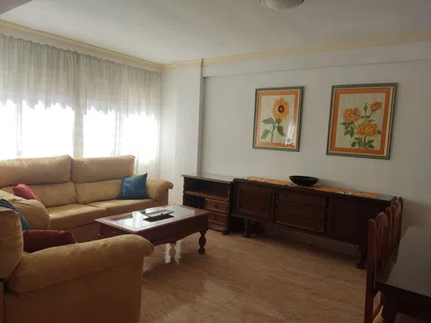 Piso en calle Emilio Prados, 28 - Foto 2