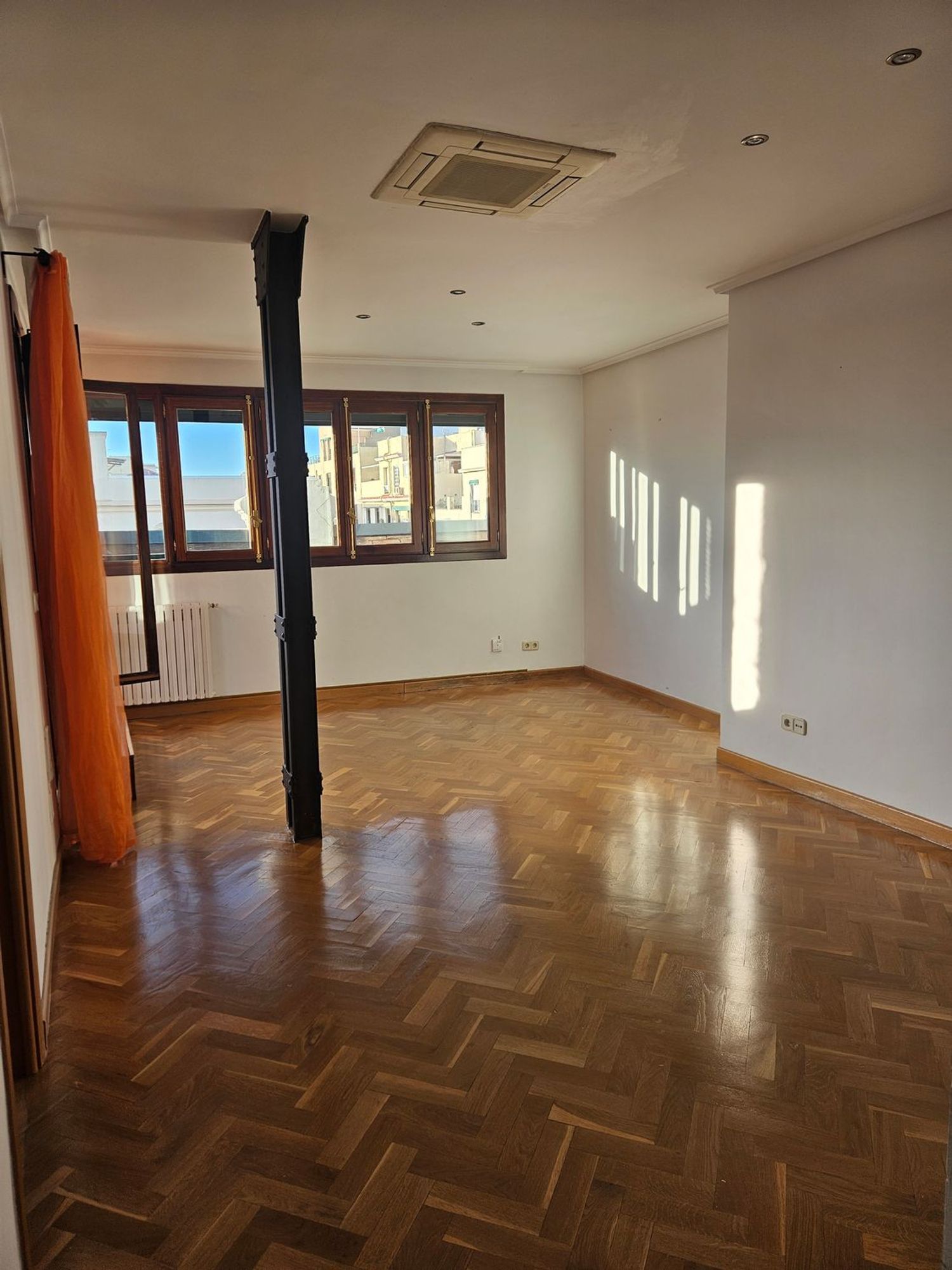 Ático en calle de Martín de los Heros, 89 - Foto 4