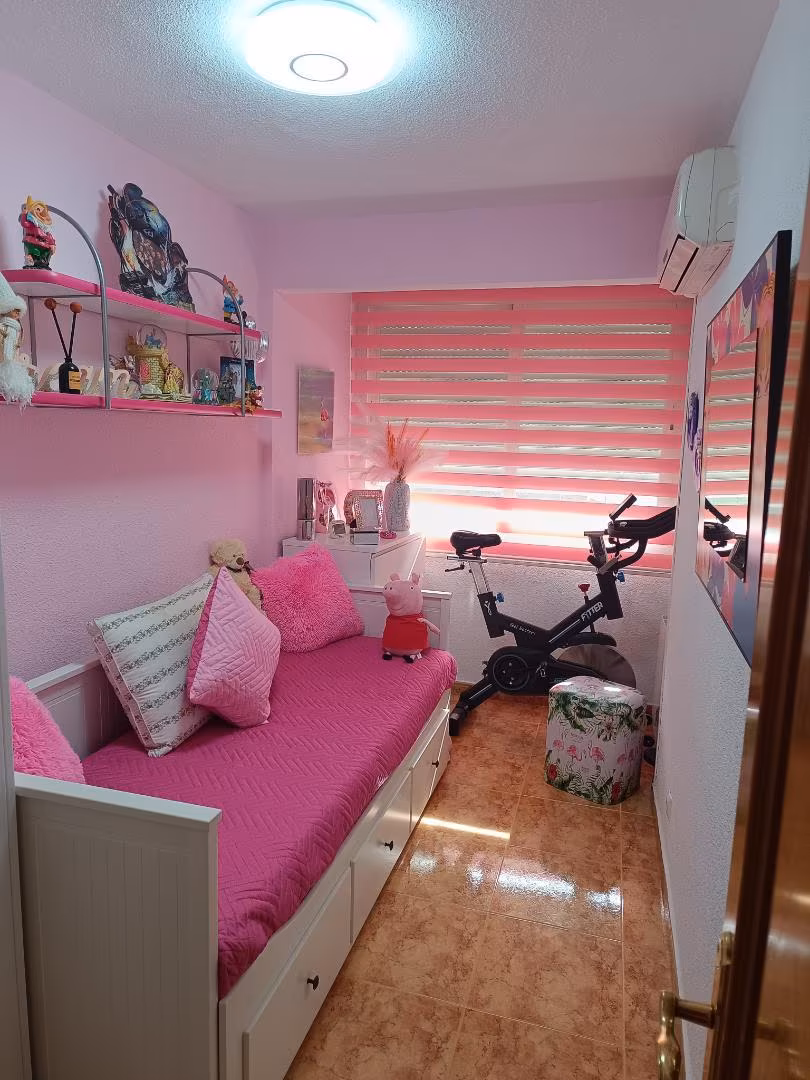 Piso en  Calle de Sierra de Santos 10 - Foto 8