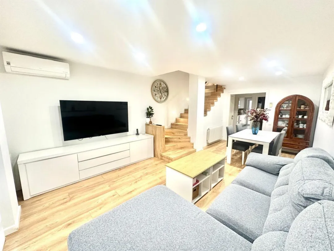 Piso en  Carrer Uva 1 - Foto 4