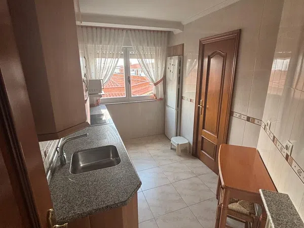 Piso en Calle Palacio Valdés, 38, Carmelitas - Foto 3