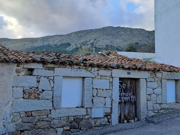 Casa de pueblo en Plaza de Arriba s/n - Foto 4