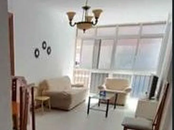 Piso en Plaza Salvador Ponce s/n, Girón - Las Delicias - Pacífico - Foto 4