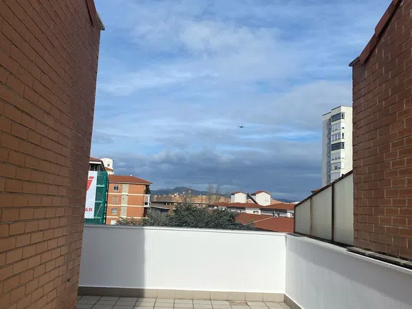 Ático en avenida Pamplona, 13