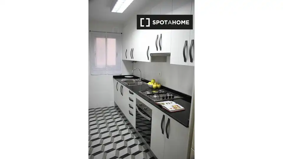 Piso en L'Hospitalet de Llobregat - Foto 8