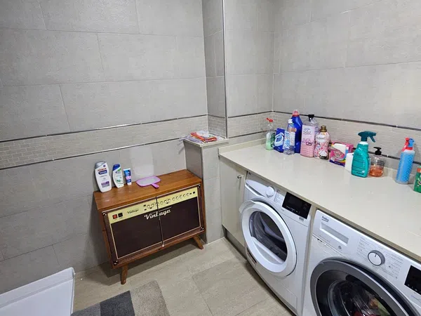 Chalet adosado en Avenida Pérez Urruti, 51, El Puntal - Foto 10