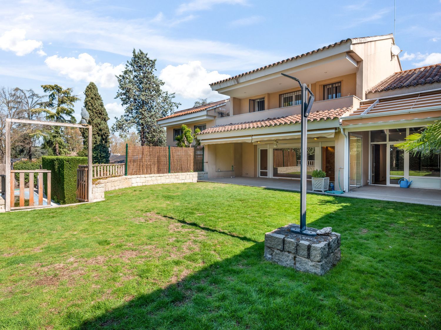 Chalet adosado en Urb. mirasierra Barrio Mirasierra - Foto 1