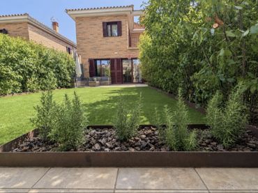 Casa adosada en  Camí Ral 69 - Foto 8
