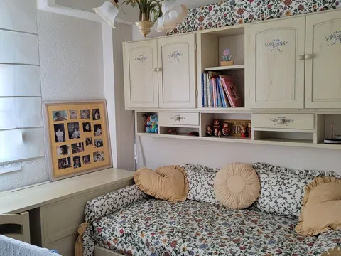 Piso en calle de Sant Vicent Màrtir, 222 - Foto 4