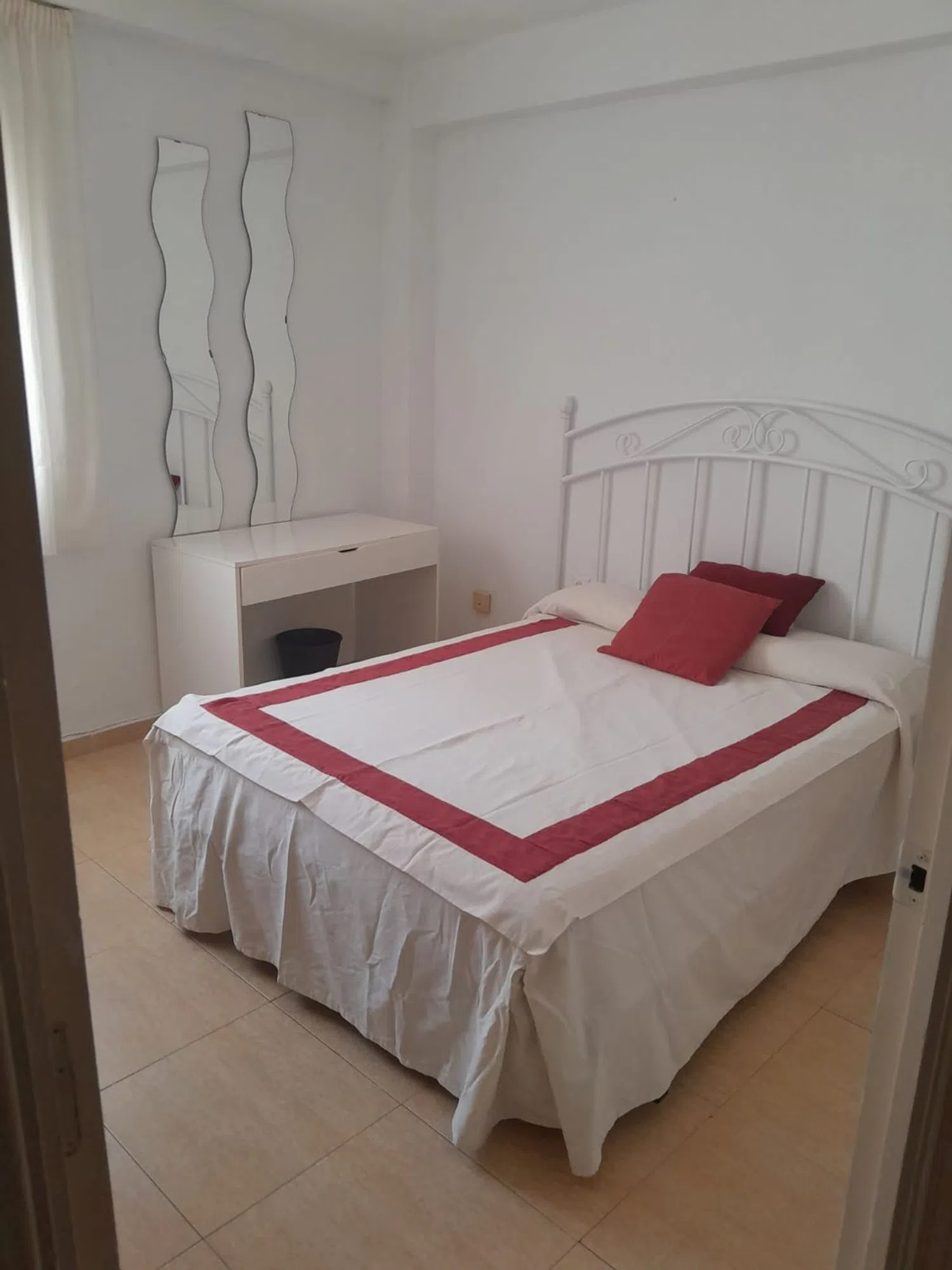Piso en Doña Berenguela, 26 - Foto 3