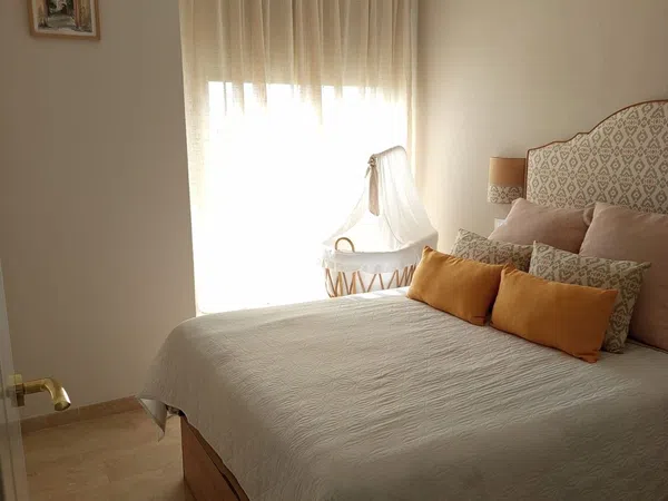 Piso en calle Escultor Freila Guevara, 14 - Foto 1