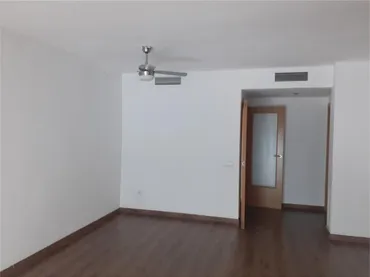 Piso en  Carrer de Lluís Companys 10 - Foto 6
