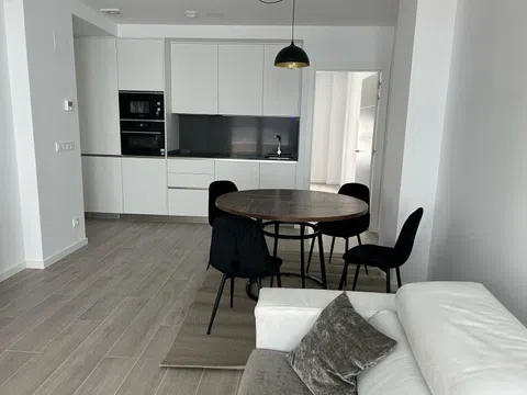 Piso en calle María Camino Oscoz Urriza, 1