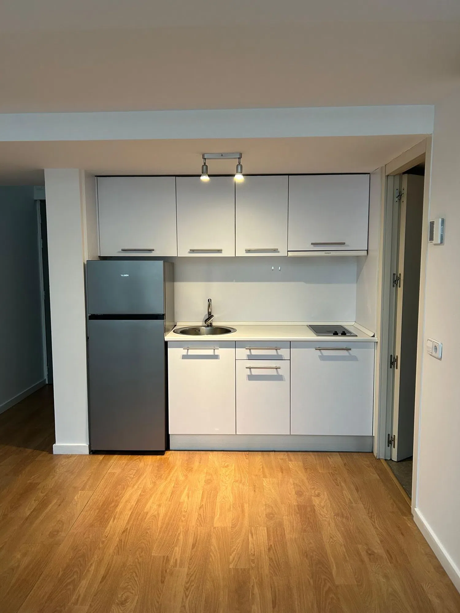 Estudio en calle Antonio Suárez, 10 - Foto 3