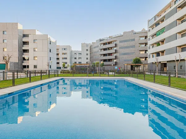 Piso en calle Juan Gris - Foto 2