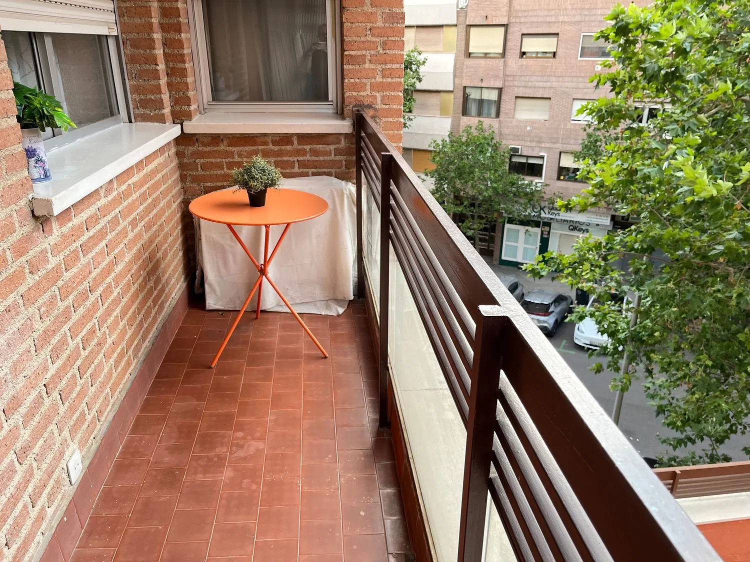 Piso en calle de la Infanta Mercedes, 96 - Foto 5