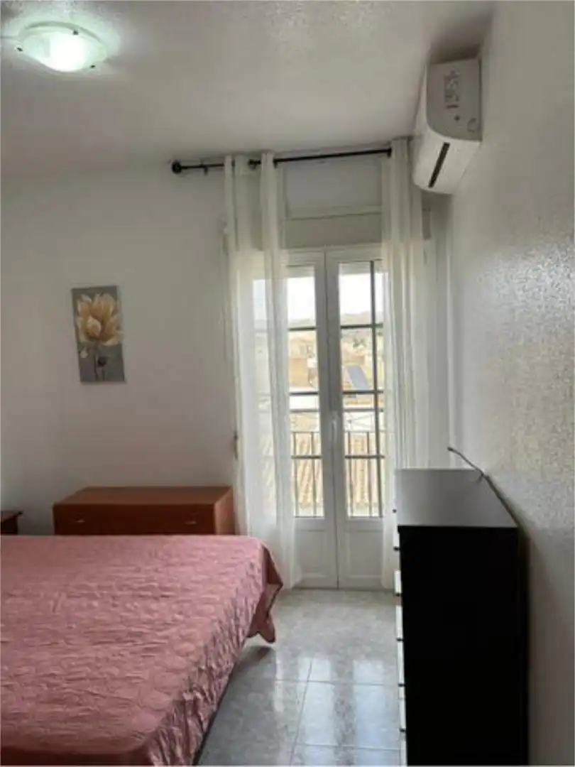 Piso en centro, comercial - Foto 4