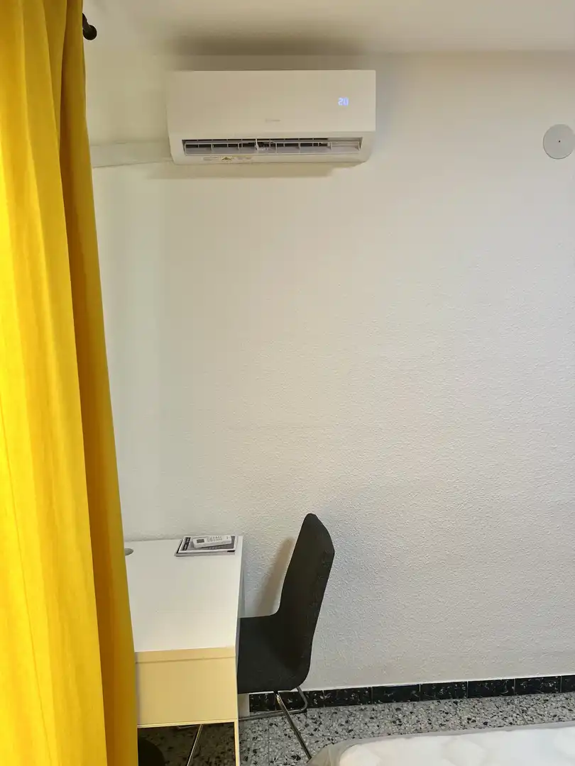 Piso en  Carrer Garbinet 68 - Foto 4