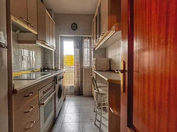 Piso en calle de Évora, 12