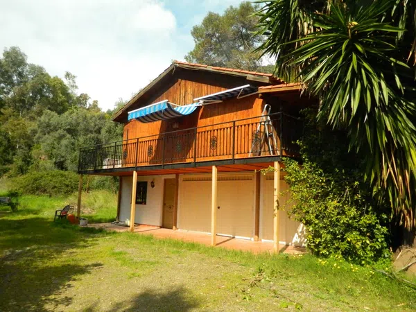 Casa independiente en carretera de Trassierra, 3
