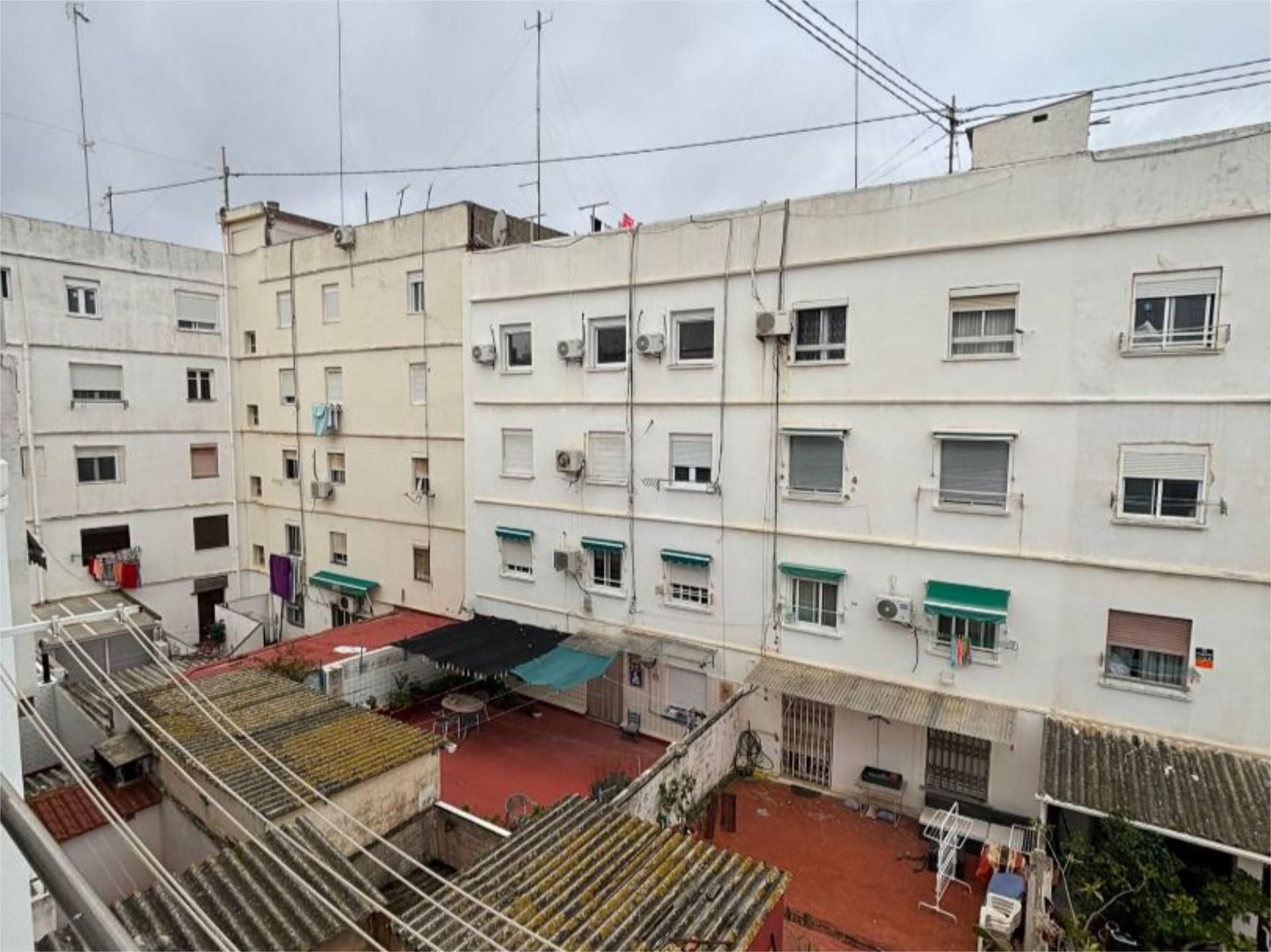 Piso en  Carrer de Vicent Ballester 14 - Foto 28