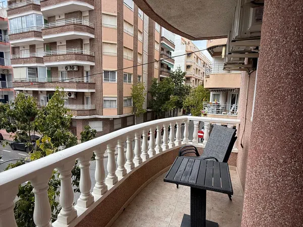 Piso en Calle Almudena, 15 - Foto 3