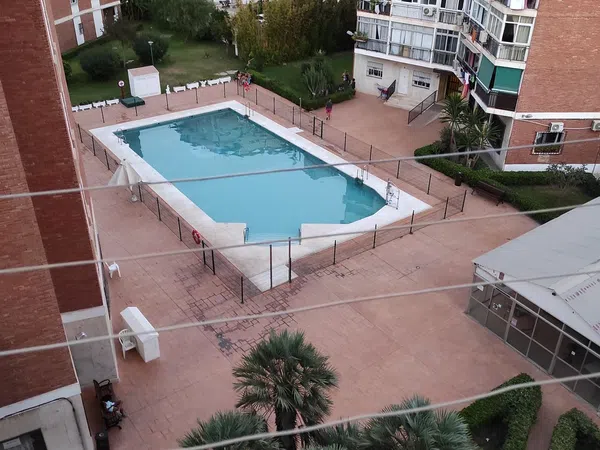 Piso en avenida Carlos Arniches, 2