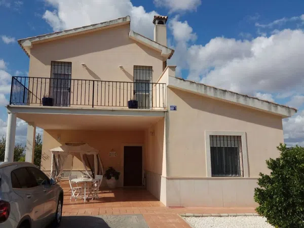 Casa o chalet independiente en Avenida de la Carlota, 1 - Foto 3