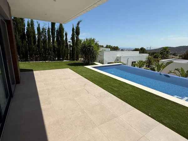 Casa o chalet independiente en Calle Reina Sofia, 9, Golf Bahía, Golf Bahía - Foto 31