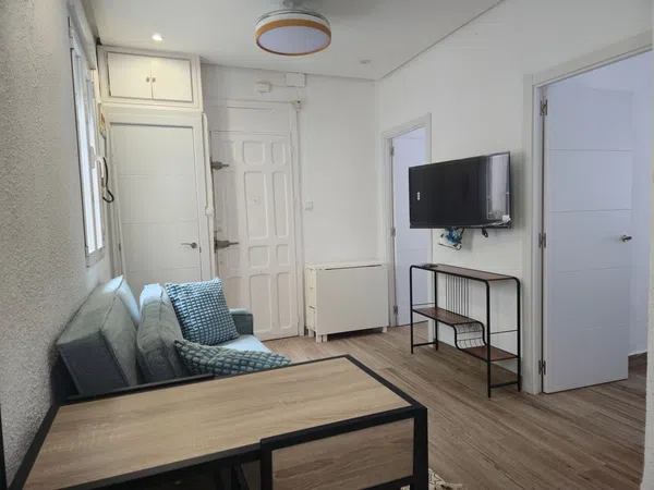 Piso en calle de Elvira, 24