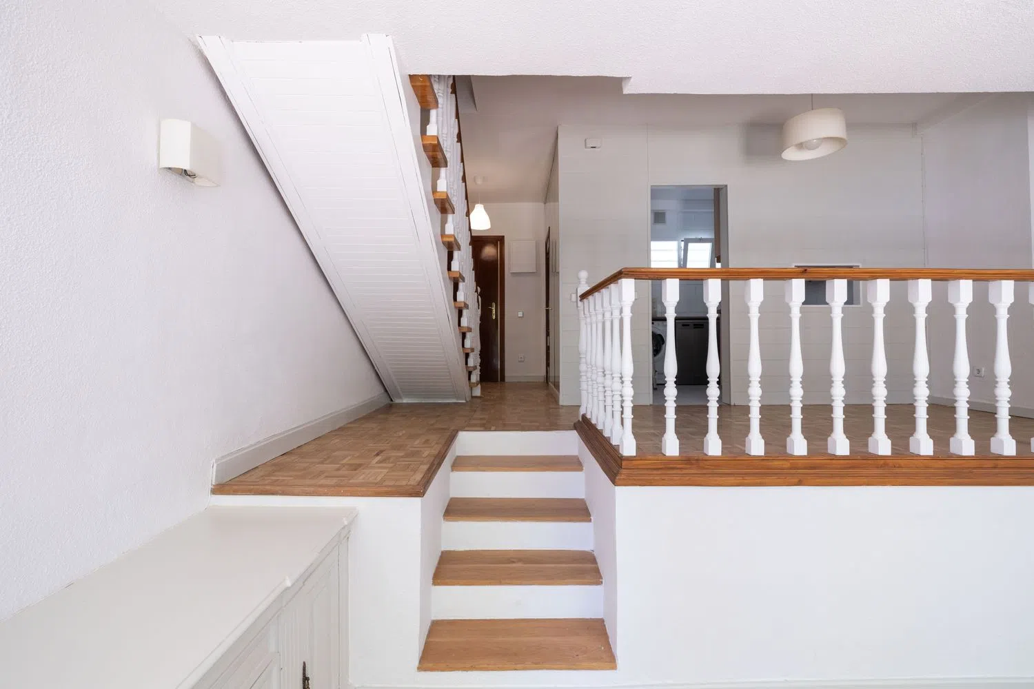 Chalet adosado en calle de la Vía Láctea, 6 - Foto 1