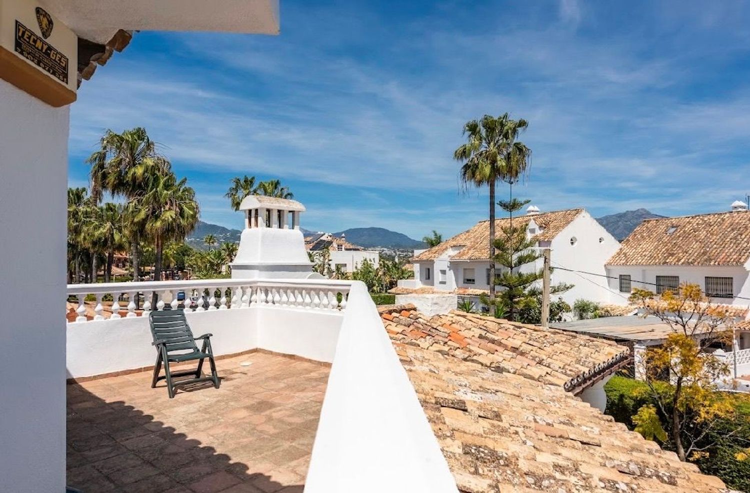 Casa independiente en calle Monte Biarritz, 94 - Foto 2
