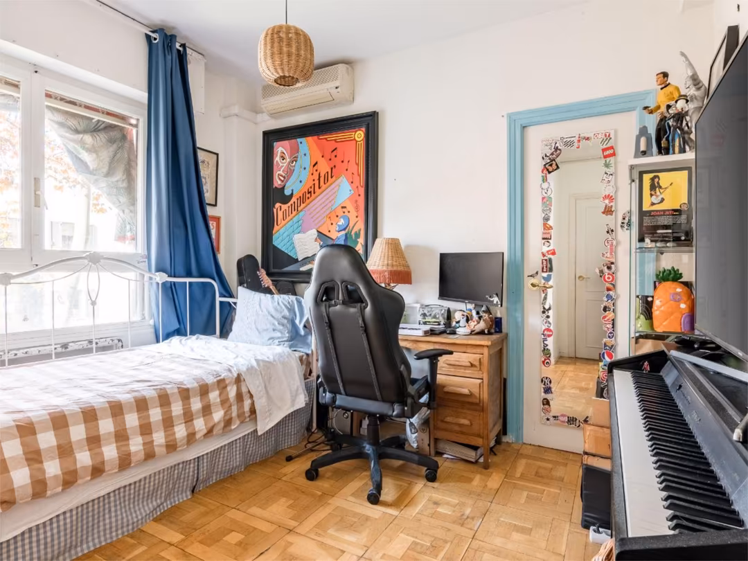 Piso en  Calle de Ángel de Diego Roldán 48 - Foto 11