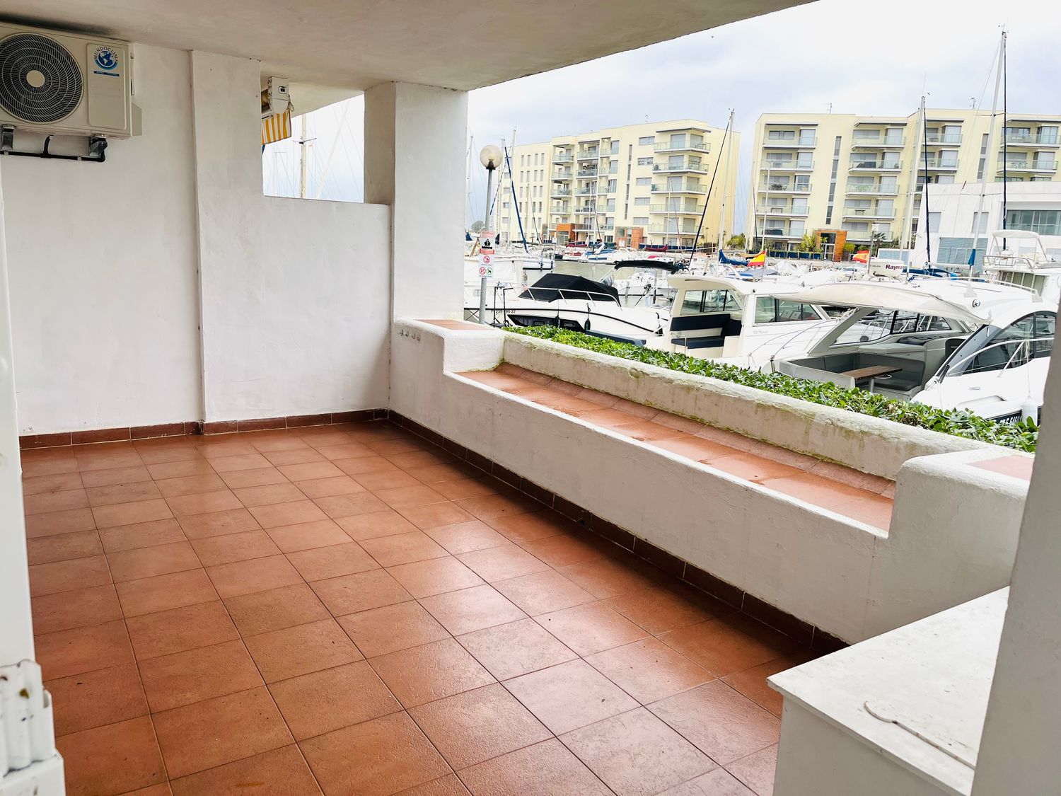 Piso en Avenida Port Canigó, 38 - Foto 4