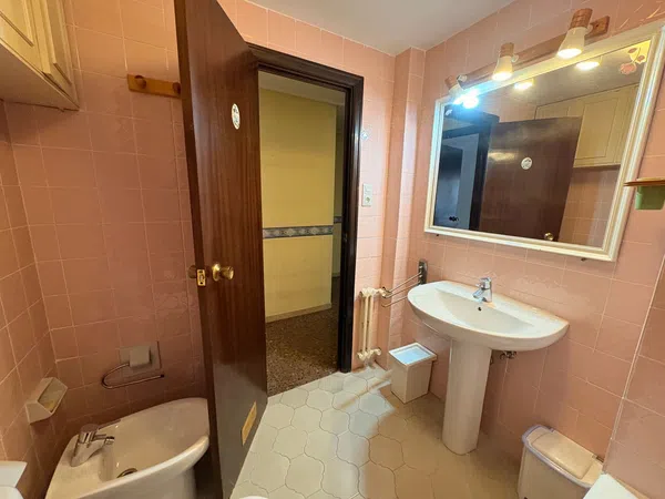 Piso en Barrio Ruiseñores - Foto 17