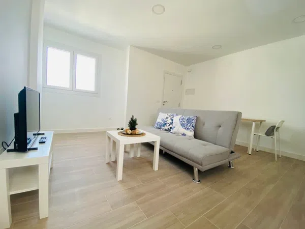 Piso en Avenida Ricardo Gross, 5, Cortijo de Maza-Finca Monsalvez-El Olivar, Málaga - Foto 3