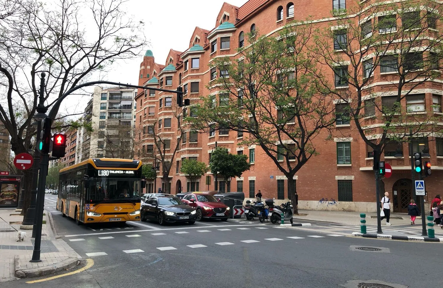 Estudio en calle de Jesús, 79 - Foto 17