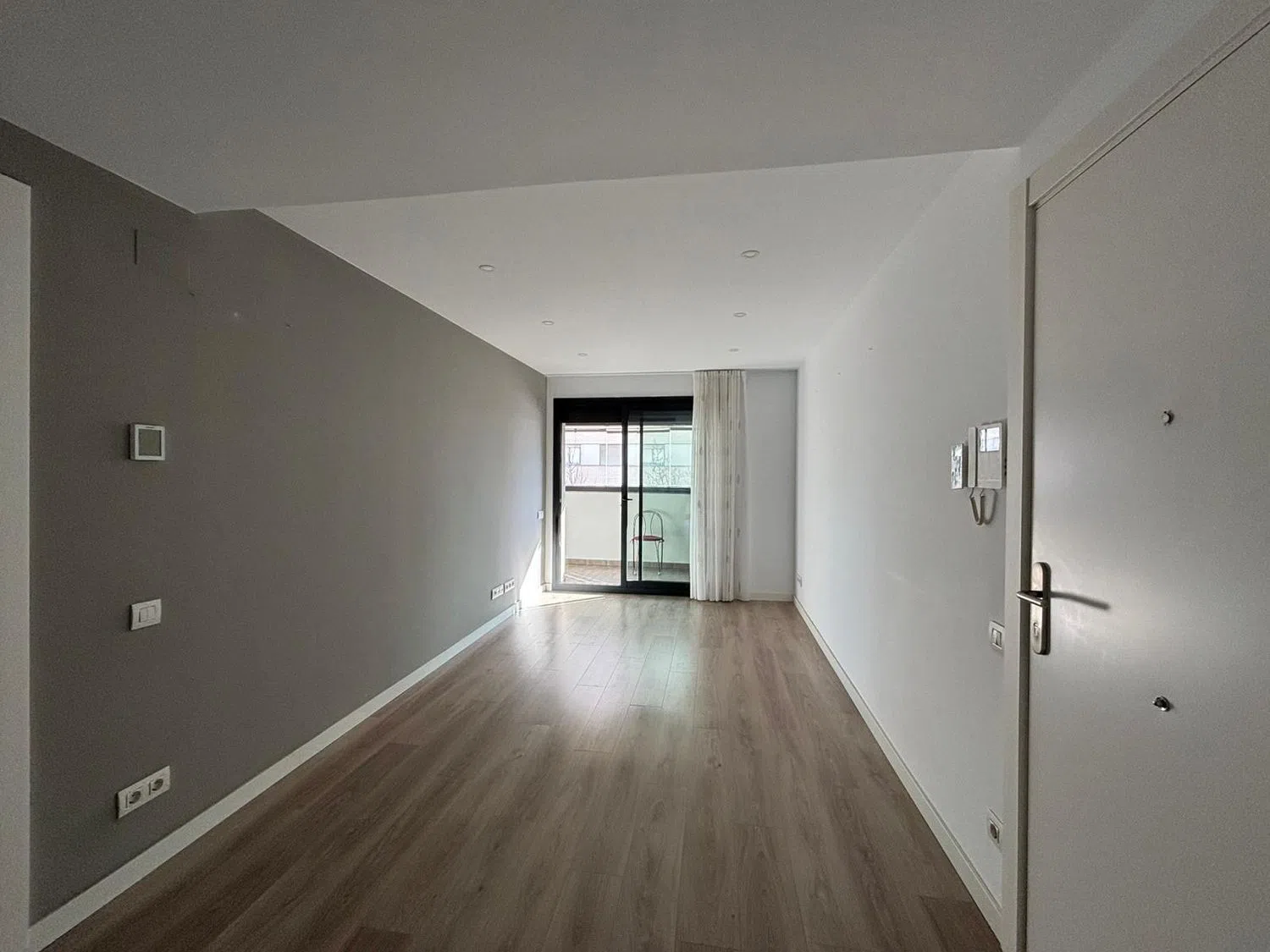 Piso en calle de la Indústria, 368 - Foto 2